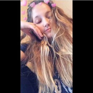 Meet your Posher, Evelyn